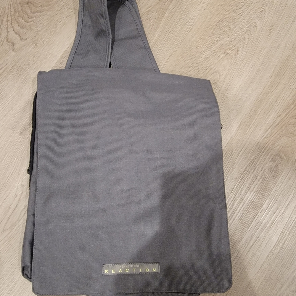 Kenneth Cole Reaction Charcoal Shoulder Bag